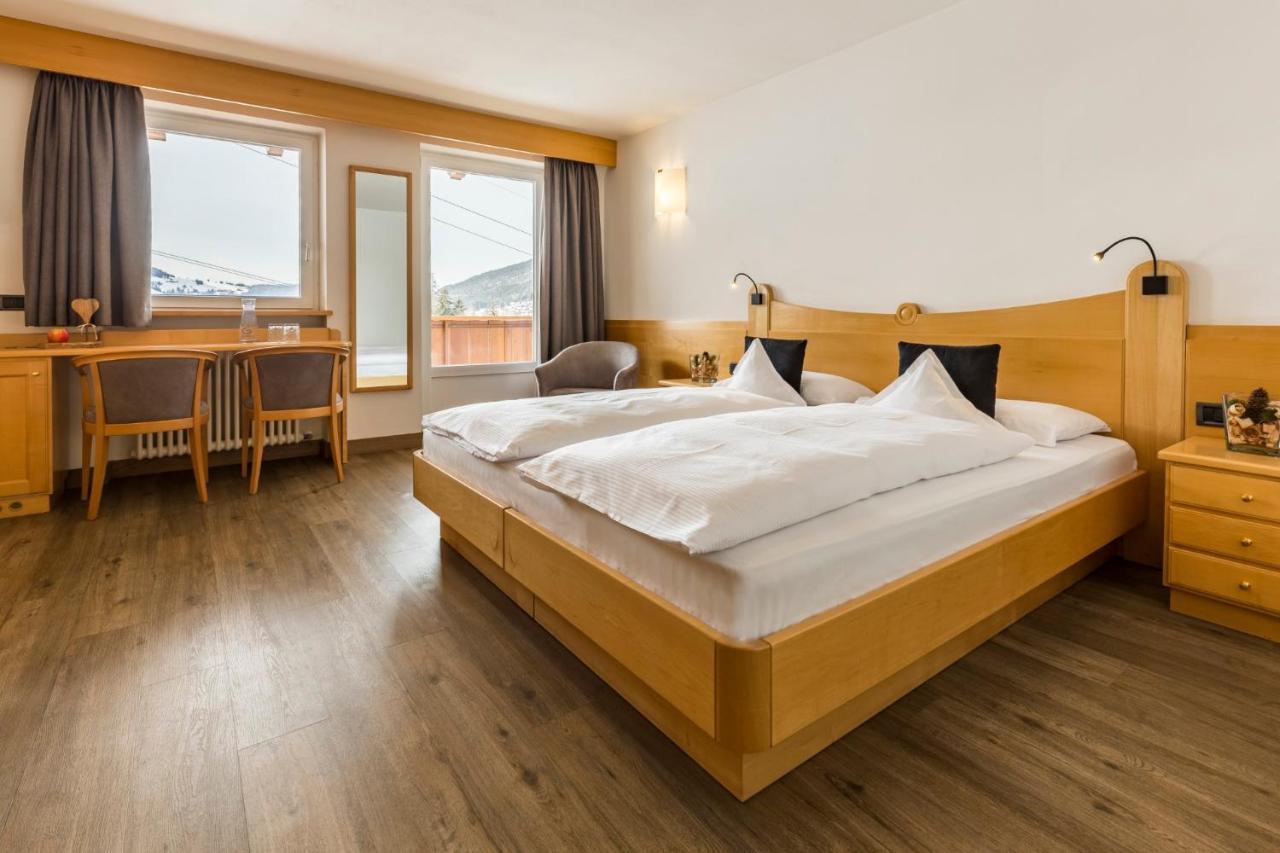 Rainell Dolomites Retreat Hotel Ortisei Quarto foto
