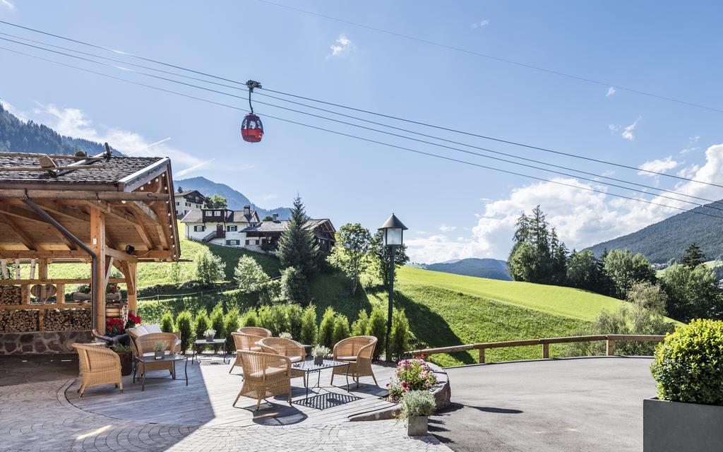 Rainell Dolomites Retreat Hotel Ortisei Exterior foto