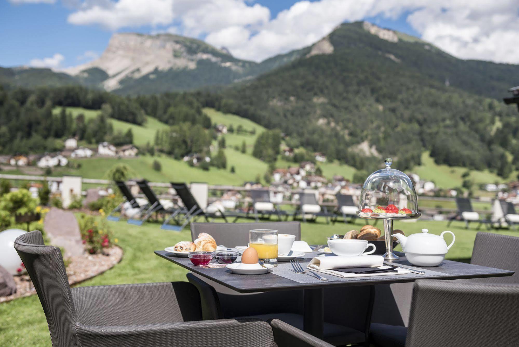 Rainell Dolomites Retreat Hotel Ortisei Exterior foto