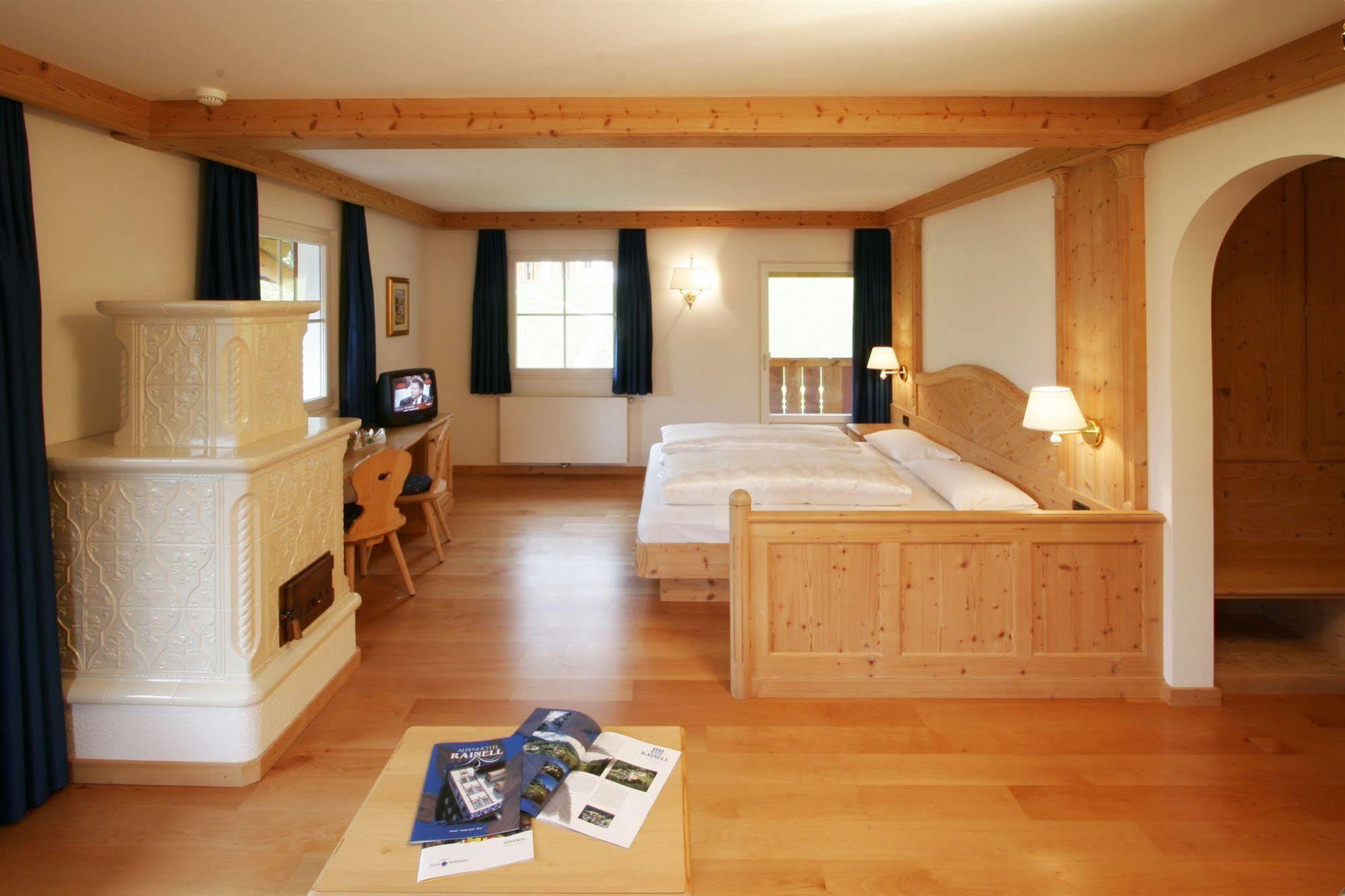 Rainell Dolomites Retreat Hotel Ortisei Exterior foto